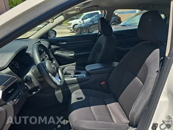 2025 Nissan Altima SV - miniatura 7
