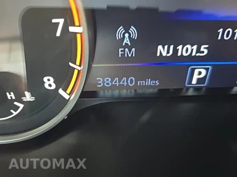 2025 Nissan Altima SV - miniatura 9