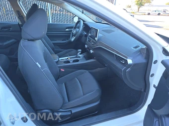2025 Nissan Altima SV - miniatura 8