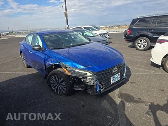 2025 Nissan Altima SV – miniatura 3