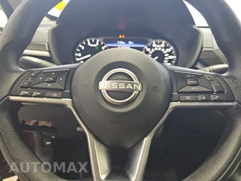 2025 Nissan Altima SV - miniatura 10