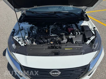 2025 Nissan Altima SV - miniatura 30