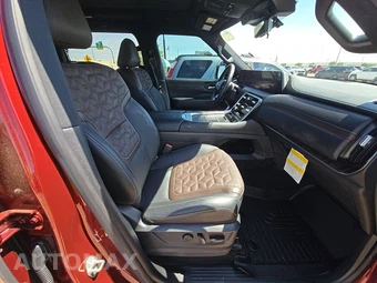 2025 Nissan Armada Platinum - miniatura 8