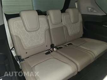 2025 Nissan Armada Platinum - miniatura 14