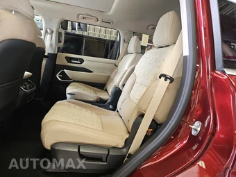 2025 Nissan Armada Platinum Reserve - miniatura 13