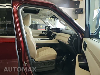 2025 Nissan Armada Platinum Reserve - miniatura 8