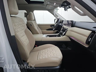 2025 Nissan Armada Platinum Reserve - miniatura 8