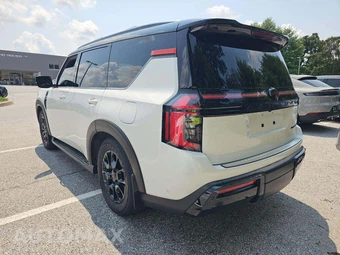 2025 Nissan Armada PRO-4X – miniatura 2