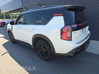 2025 Nissan Armada PRO-4X – miniatura 2