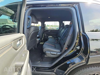 2025 Nissan Armada PRO-4X – miniatura 13