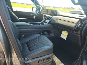 2025 Nissan Armada PRO-4X – miniatura 14