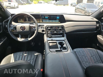 2025 Nissan Armada PRO-4X - miniatura 11