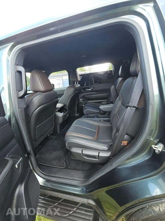 2025 Nissan Armada SL - miniatura 13
