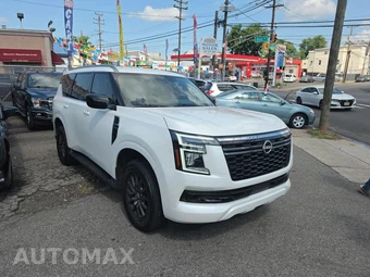 2025 Nissan Armada SV - miniatura 3