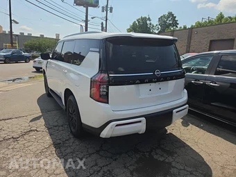 2025 Nissan Armada SV - miniatura 6