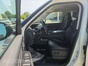 2025 Nissan Armada SV - miniatura 3