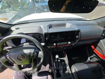2025 Nissan Frontier PRO-4X Crew Cab Long Bed – miniatura 10