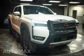 2025 Nissan Frontier PRO-4X Crew Cab Medium Bed - miniatura 5