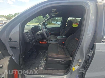 2025 Nissan Frontier PRO-4X Crew Cab Medium Bed – miniatura 3