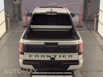 2025 Nissan Frontier PRO-4X Crew Cab Medium Bed – miniatura 5