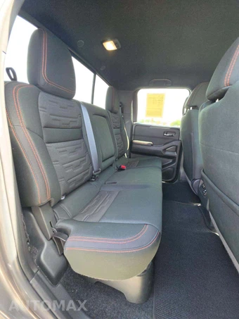 2025 Nissan Frontier PRO-4X Crew Cab Medium Bed - miniatura 13