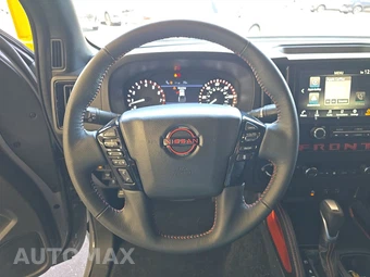 2025 Nissan Frontier PRO-4X Crew Cab Medium Bed – miniatura 10