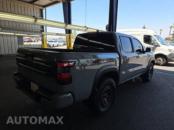 2025 Nissan Frontier PRO-4X Crew Cab Medium Bed – miniatura 4