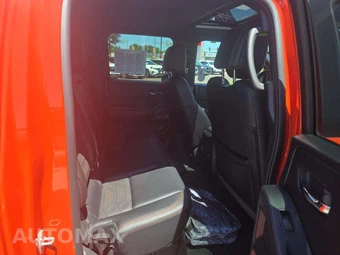 2025 Nissan Frontier PRO-4X Crew Cab Medium Bed – miniatura 13