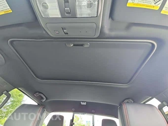 2025 Nissan Frontier PRO-4X Crew Cab Medium Bed - miniatura 8