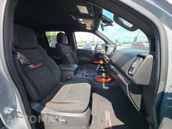 2025 Nissan Frontier PRO-4X Crew Cab Medium Bed – miniatura 15