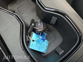 2025 Nissan Frontier PRO-4X Crew Cab Medium Bed – miniatura 8