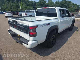 2025 Nissan Frontier PRO-4X Crew Cab Medium Bed – miniatura 3