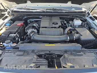 2025 Nissan Frontier PRO-4X Crew Cab Medium Bed – miniatura 15