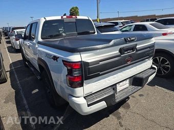 2025 Nissan Frontier PRO-4X Crew Cab Medium Bed – miniatura 6