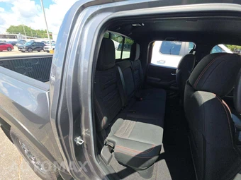 2025 Nissan Frontier PRO-X Crew Cab Medium Bed - miniatura 16