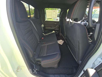 2025 Nissan Frontier PRO-X Crew Cab Medium Bed - miniatura 16