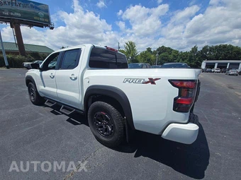 2025 Nissan Frontier PRO-X Crew Cab Medium Bed - miniatura 2
