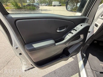 2025 Nissan Frontier SV Crew Cab Long Bed - miniatura 19