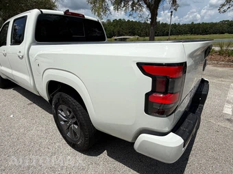 2025 Nissan Frontier SV Crew Cab Long Bed - miniatura 25