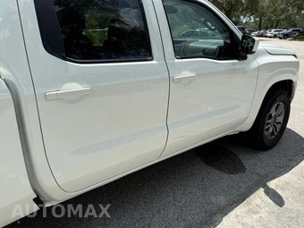 2025 Nissan Frontier SV Crew Cab Long Bed - miniatura 27
