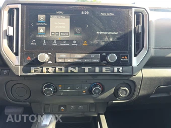 2025 Nissan Frontier SV Crew Cab Medium Bed – miniatura 11