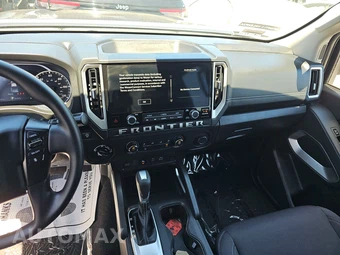 2025 Nissan Frontier SV Crew Cab Medium Bed – miniatura 11