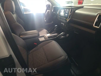 2025 Nissan Frontier SV Extended Cab Long Bed – miniatura 8