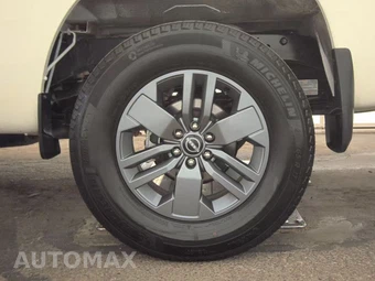 2025 Nissan Frontier SV Extended Cab Long Bed – miniatura 12