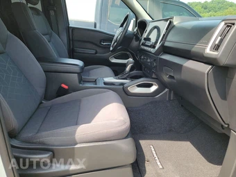 2025 Nissan Frontier SV Extended Cab Long Bed – miniatura 14
