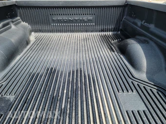 2025 Nissan Frontier SV Extended Cab Long Bed – miniatura 23
