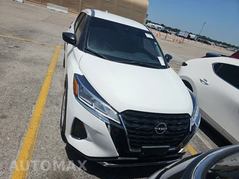 2025 Nissan Kicks Play – miniatura 2