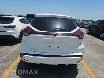 2025 Nissan Kicks Play – miniatura 5