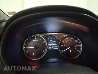 2025 Nissan Kicks Play – miniatura 12