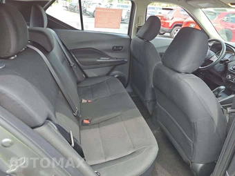 2025 Nissan Kicks Play – miniatura 16